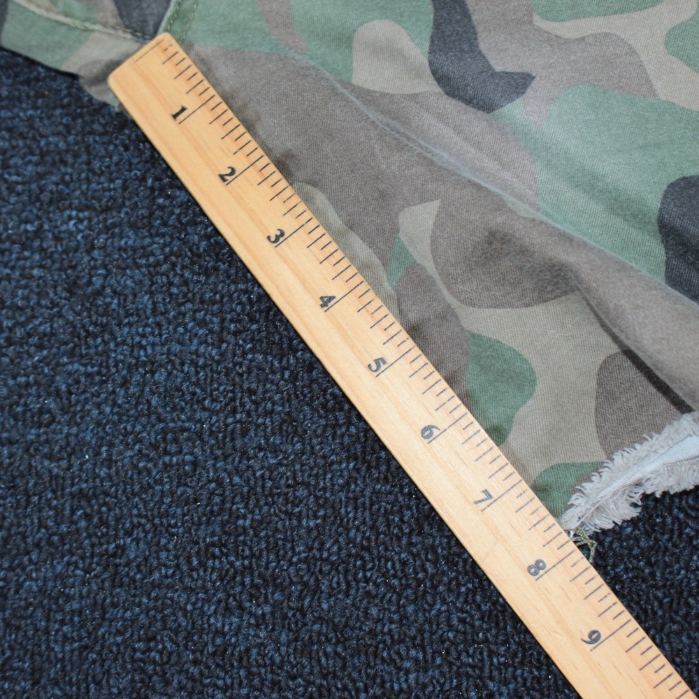 Born Primitive Jorts Mens Large Green Camo 8" Denim Cutoff Shorts Raw Hem - Picture 4 of 14